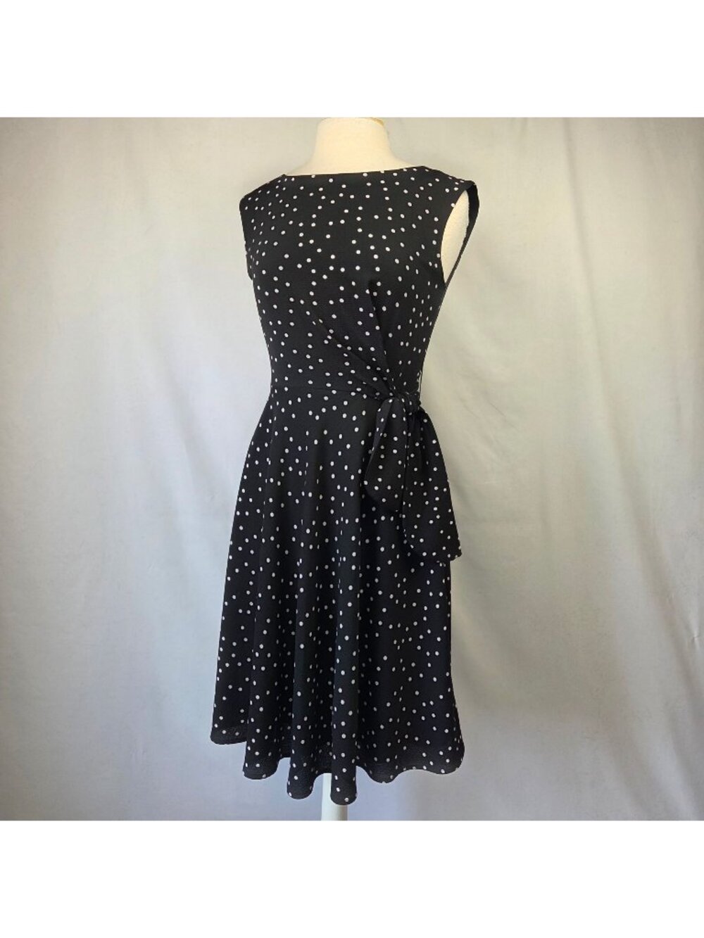 Chelsea Rose Black & White Polka Dot Sleeveless A-Line Dress Size 4